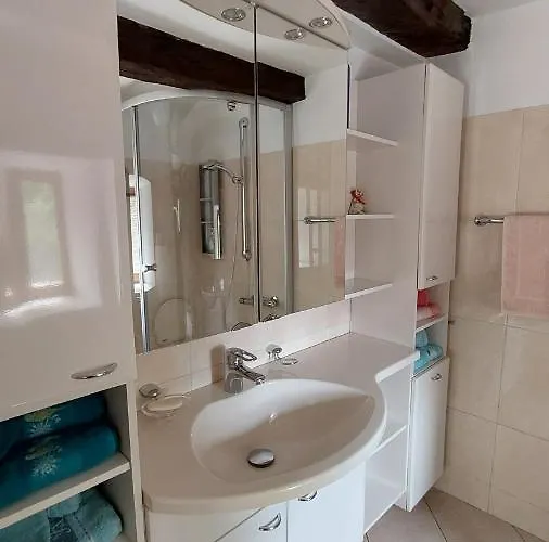 Hébergement de vacances La Molière Haute *